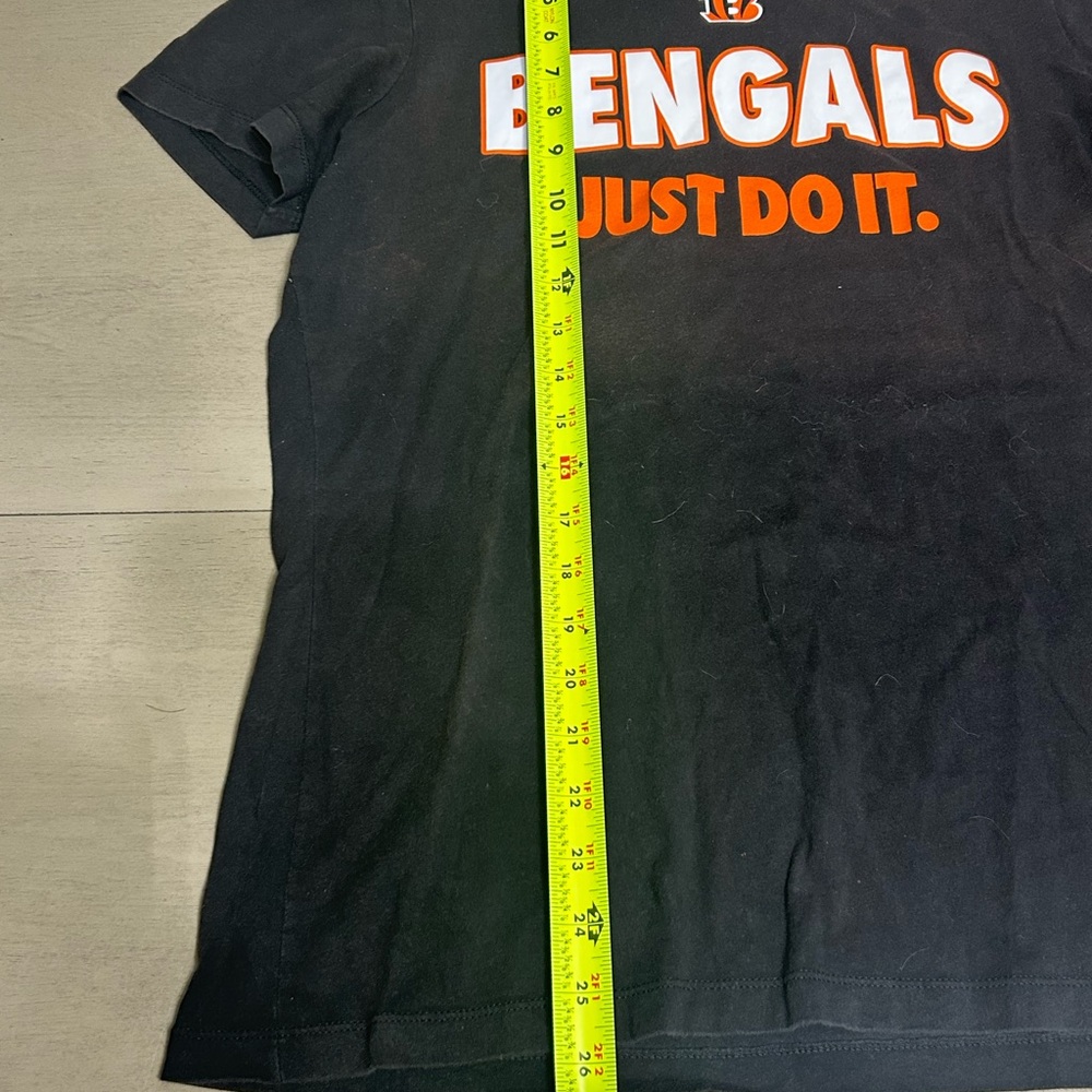 NFL Cincinnati bengals women’s Nike just do it xl black shirt - Picture 2 of 5